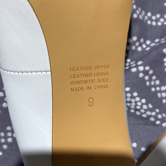 DIAVOLINA Size 9 LEATHER White Heels Silver Capped In Great Cond! - Picture 6 of 8